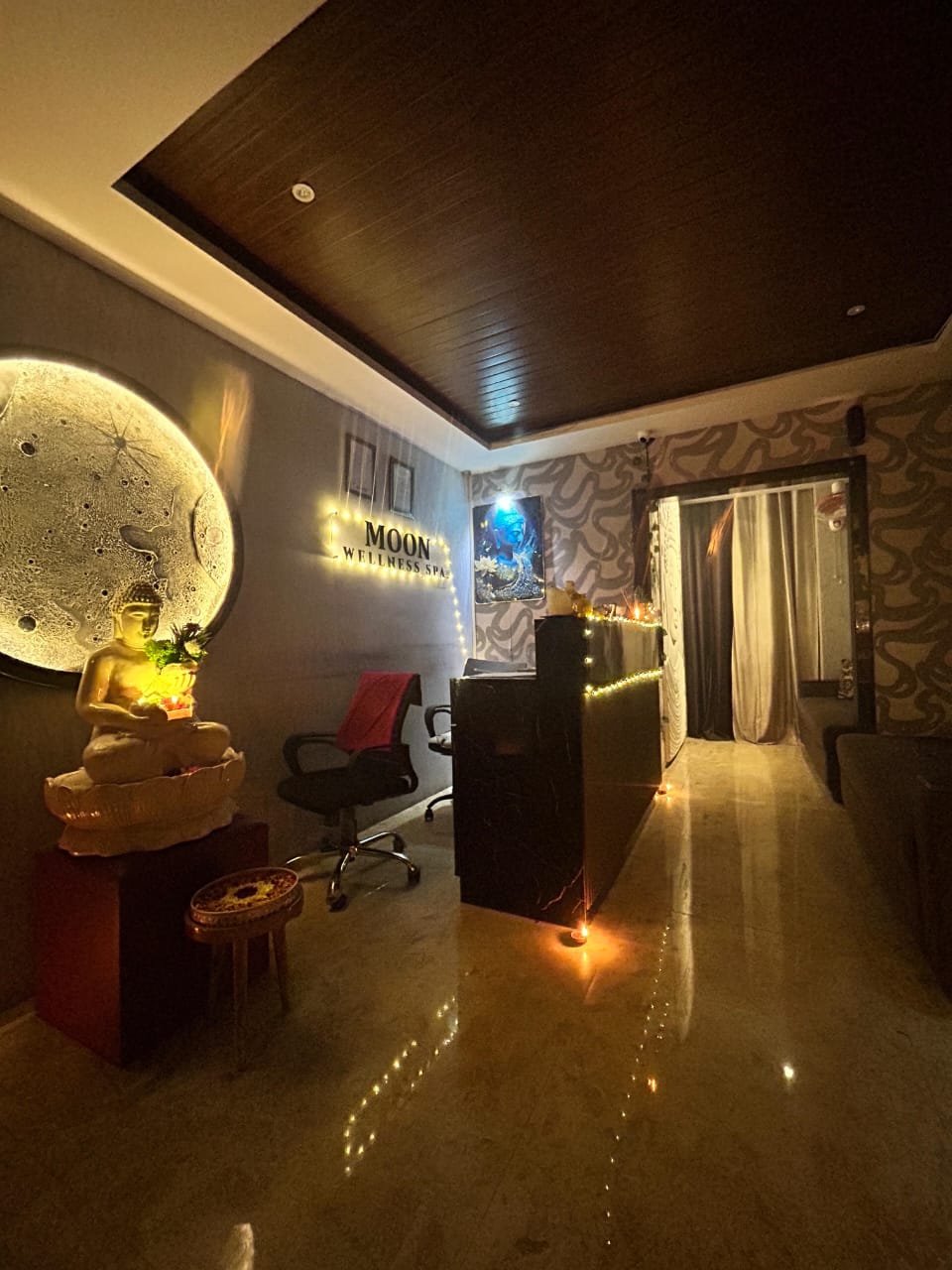 Moon Wellness Spa reception in Asilmetta